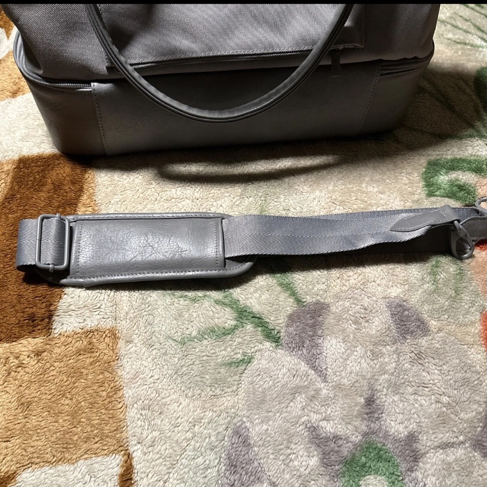 beis mini weekender bag